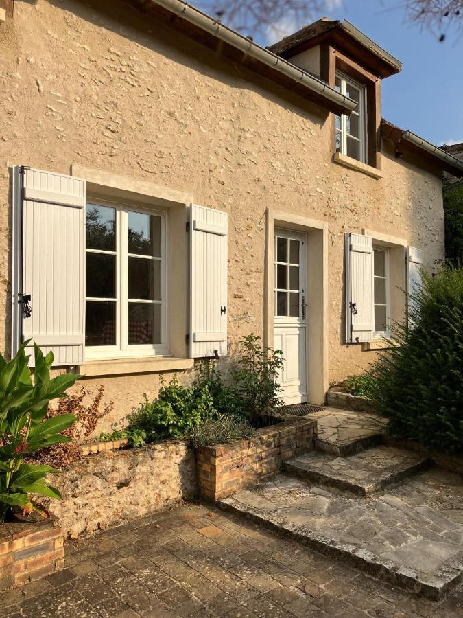 La petite maison de la vallée Bazainville Extérieur photo